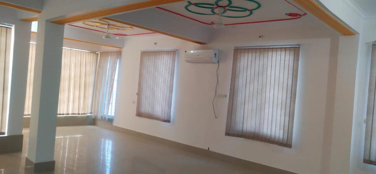 Hotel Vishal Buxar Exterior foto