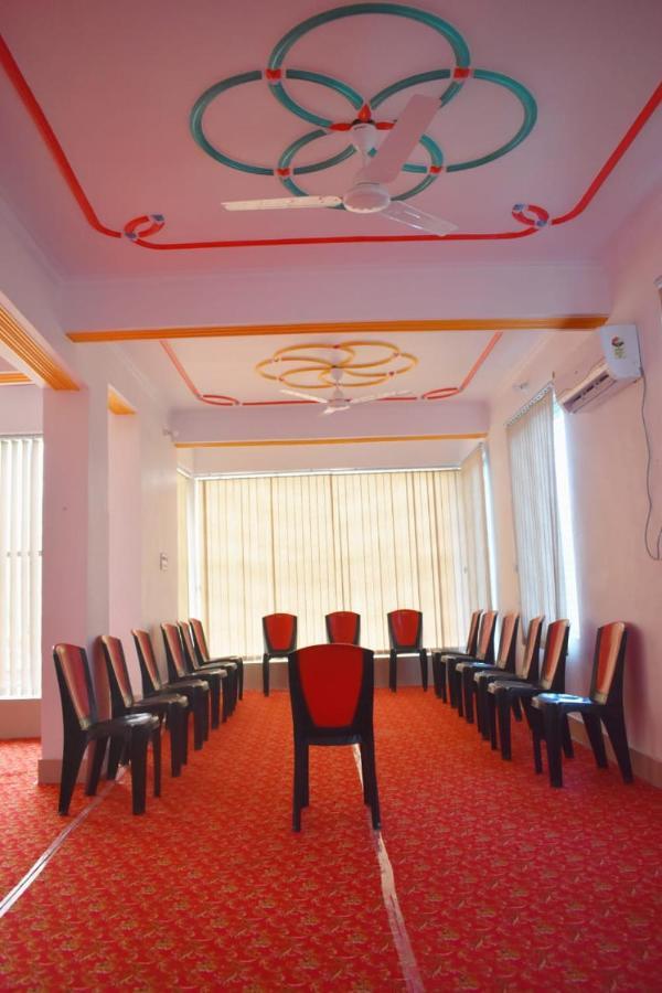 Hotel Vishal Buxar Exterior foto